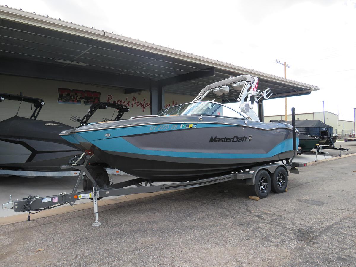Used 2020 Mastercraft X22