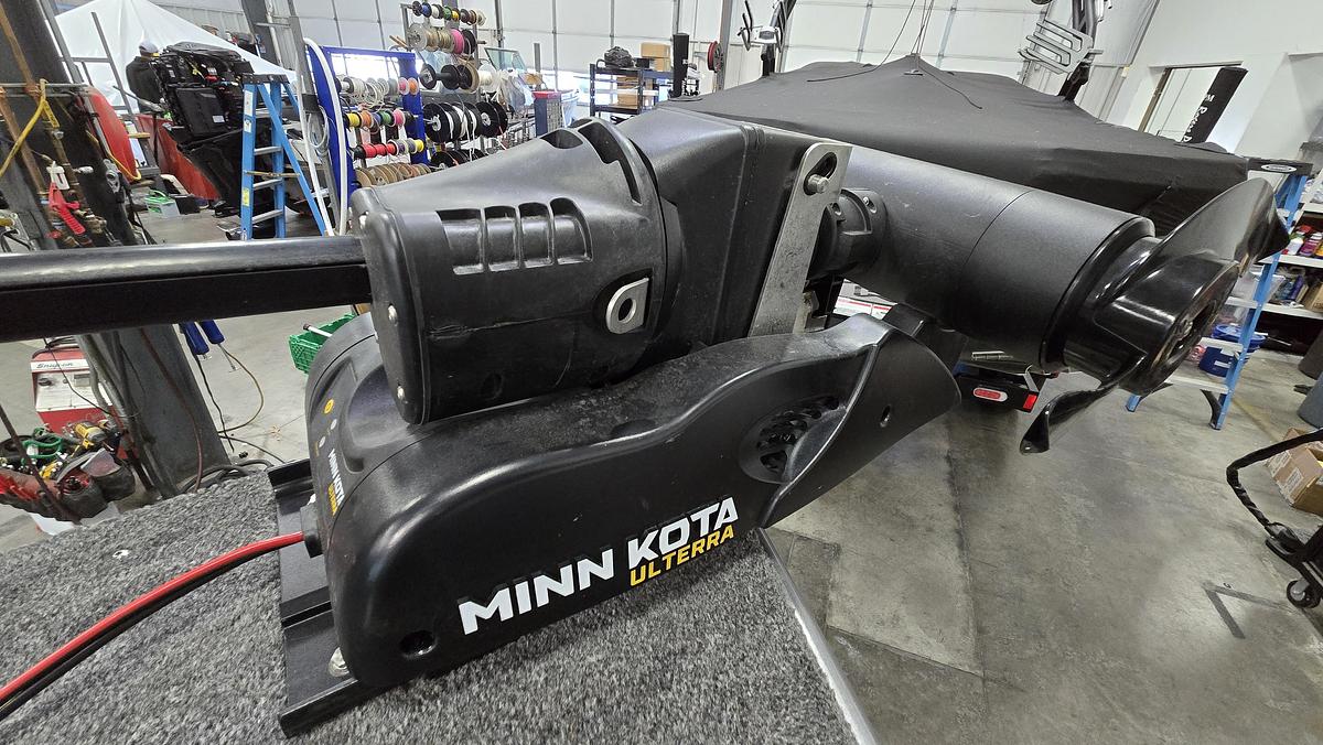 Used 2016 Lund 2075 Tyee Magnum