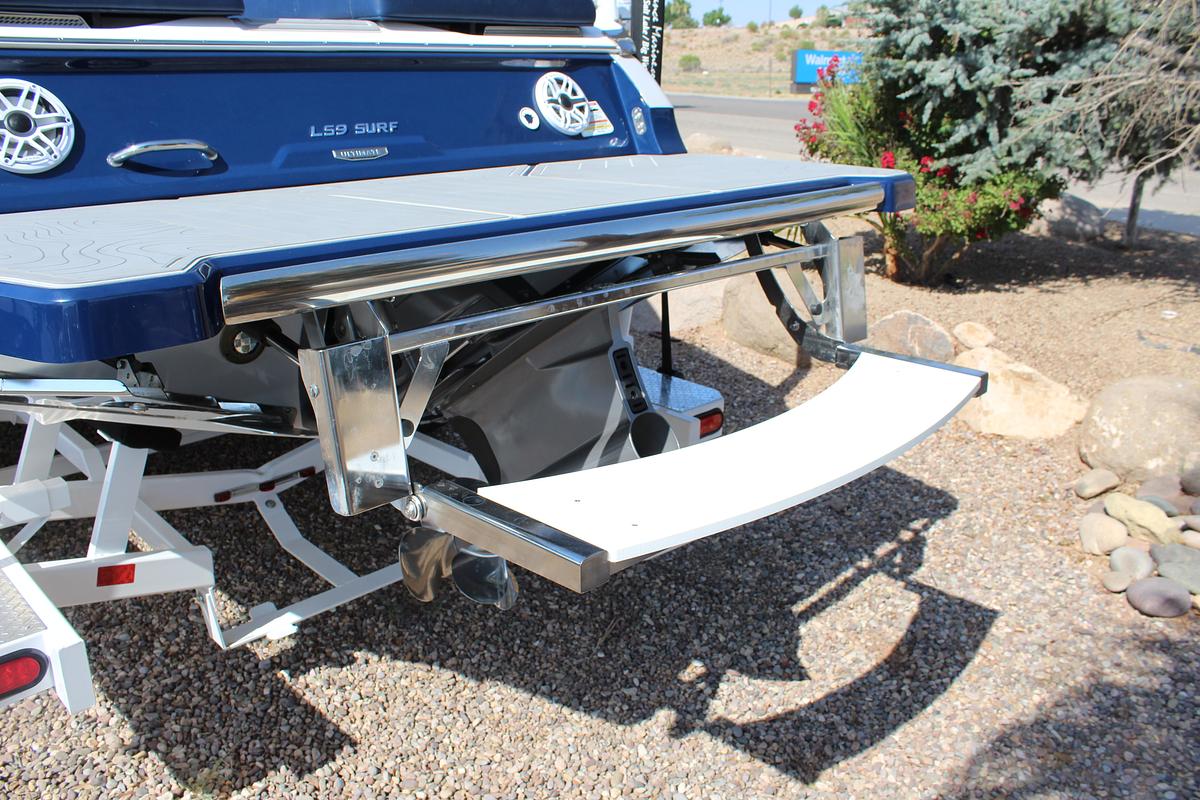 2026 Regal LS9 Surf Ultimate (Dealer Demo)