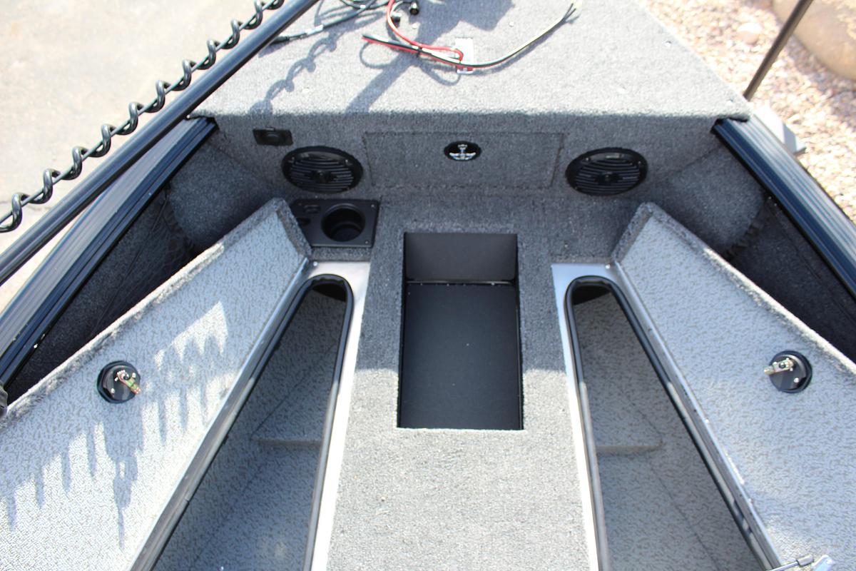 2026 Lund 1875 Impact XS Sport