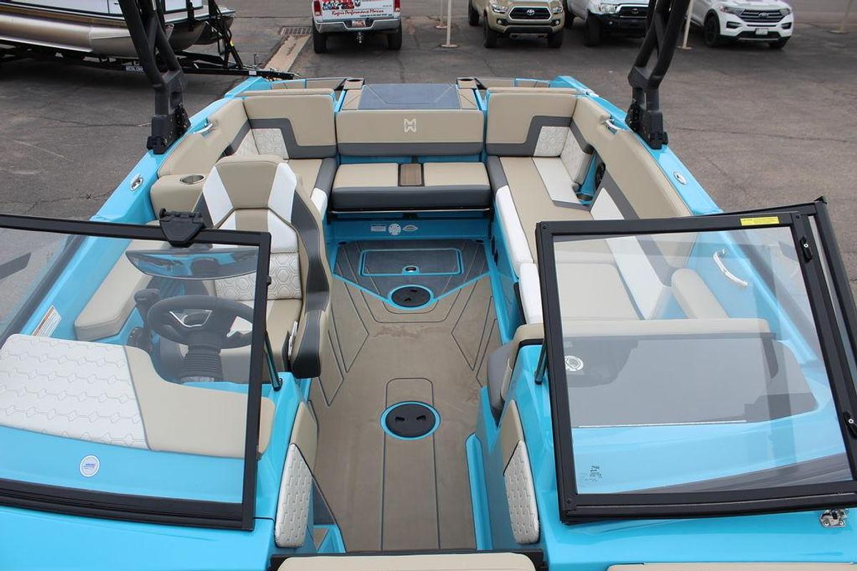 2025 Heyday Wake Boats H22