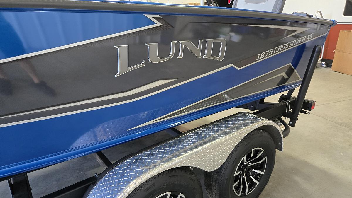 2026 Lund 1875 Crossover XS Sport