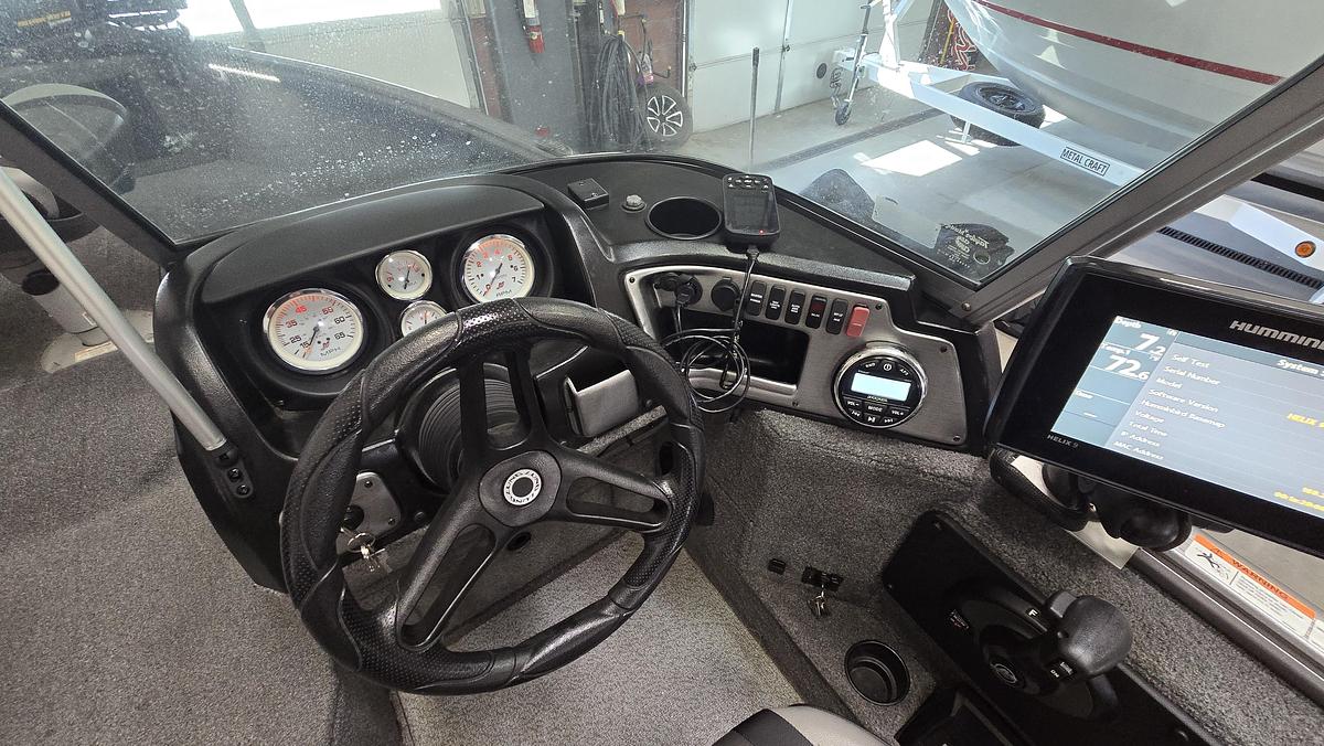 Used 2018 Lund 1875 Impact XS Sport