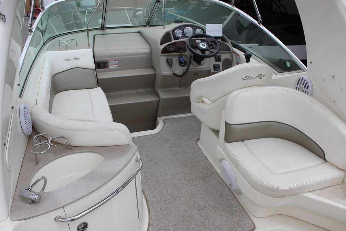 Used 2005 Sea Ray 260 Sundancer