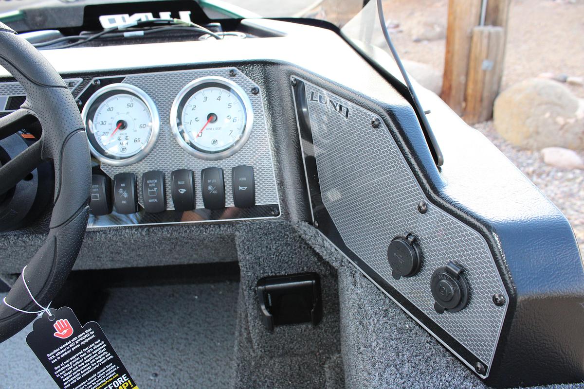 2026 Lund 1650 Angler SS