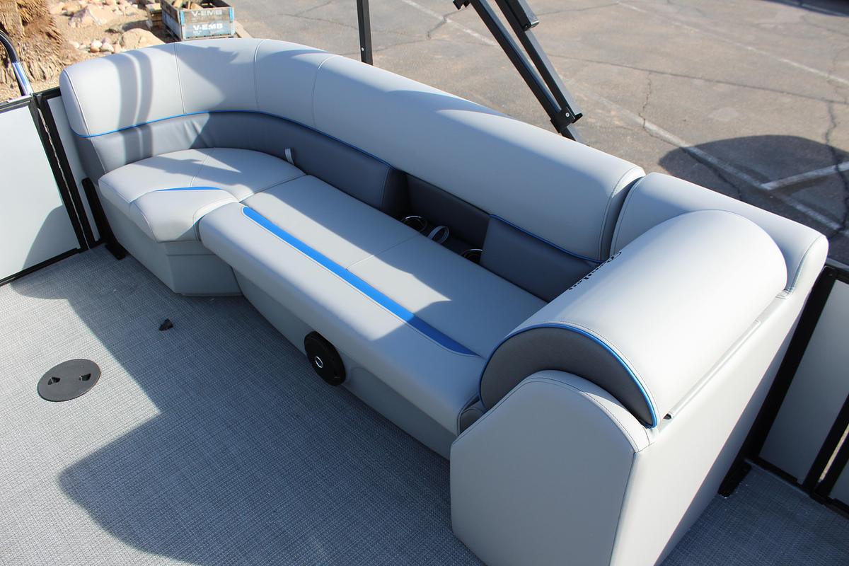 2026 Bentley Pontoons 203 Bolt