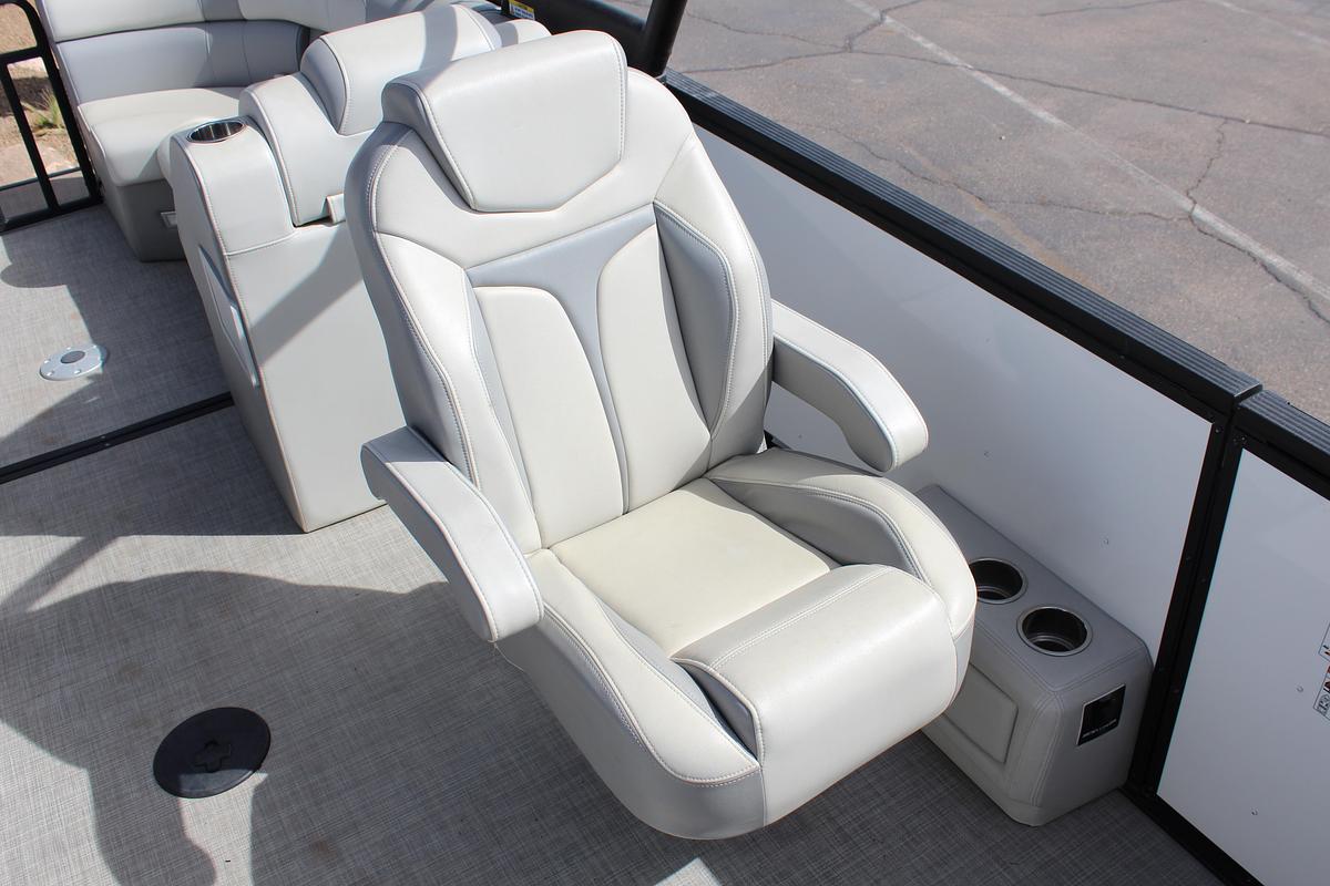 Used 2022 Montara SURF BOSS 2.0 25