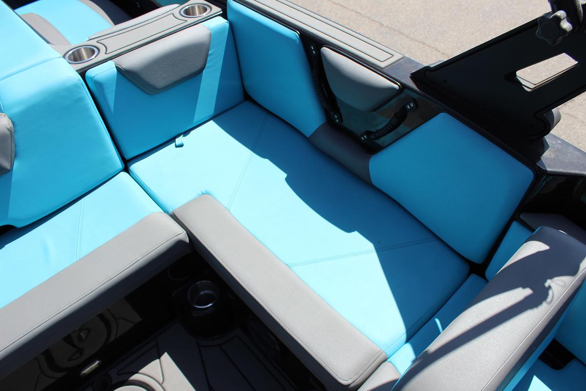Used 2020 Heyday Wake Boats WTSURF