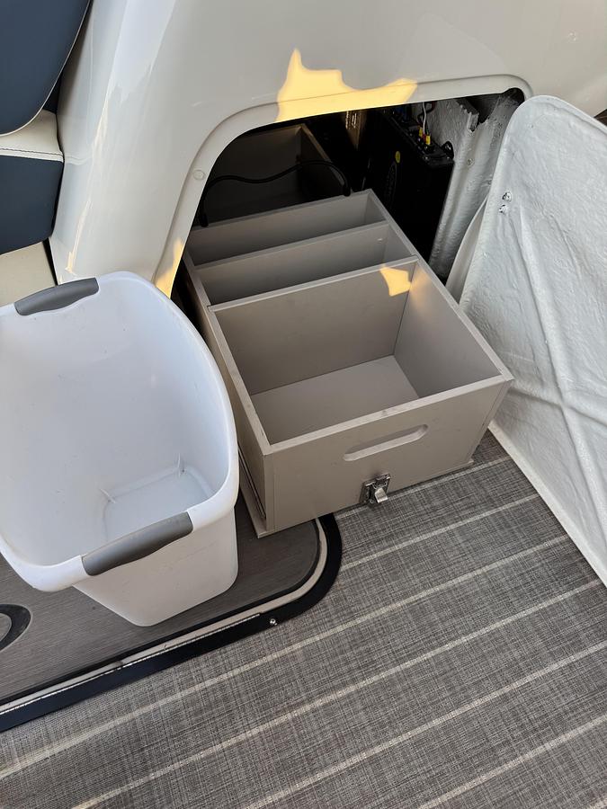 Used 2018 Harris CROWNE 250 DL