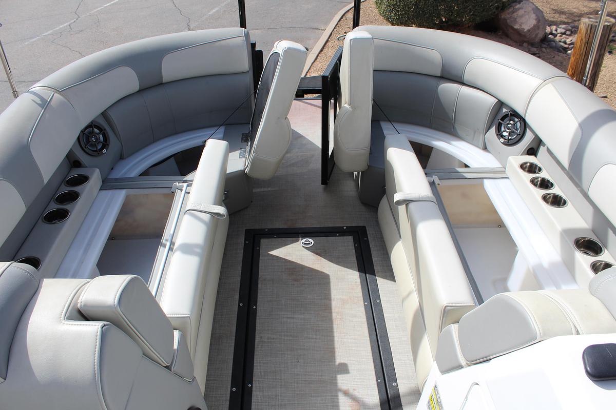 Used 2022 Montara SURF BOSS 2.0 25