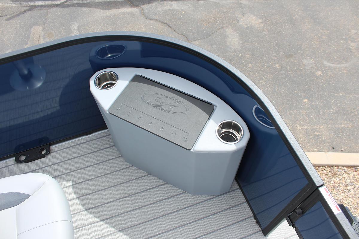 2026 Bentley Pontoons 243 Center Walk Thru Fish Tripple Toon