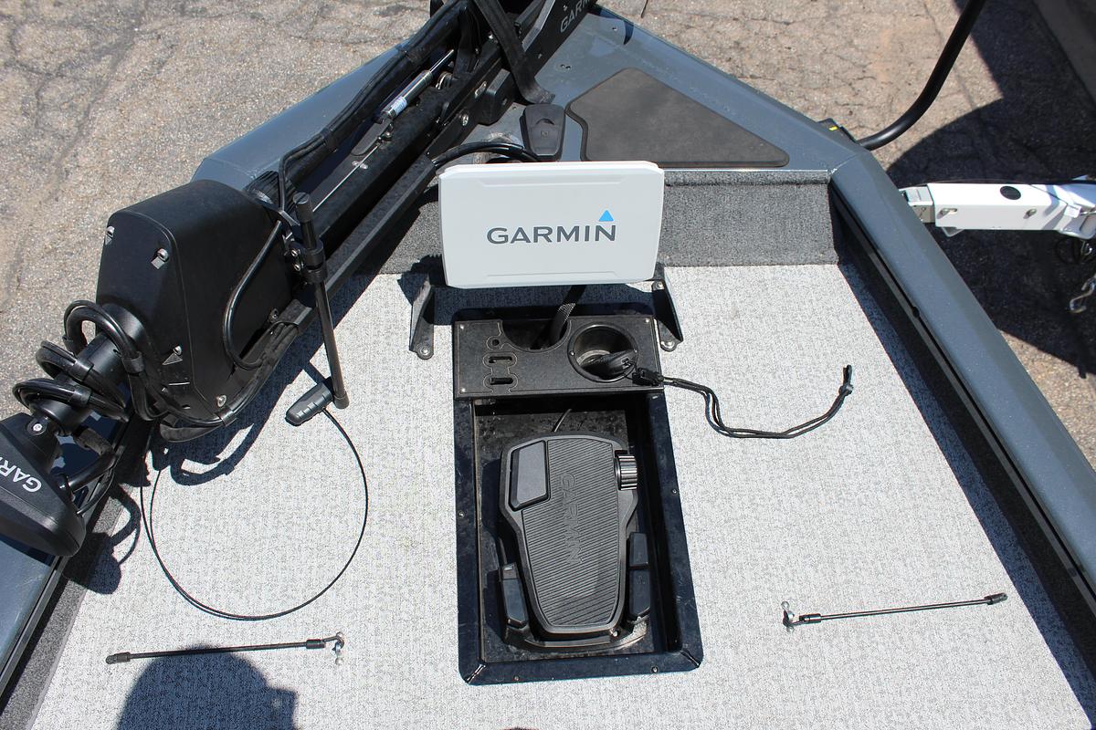 Used 2020  Tracker PRO TEAM 190 TX