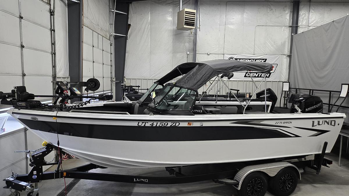 Used 2022 Lund 2275 Baron Sport