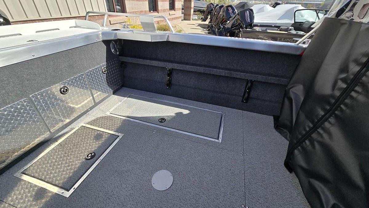 2025 Thunder Jet 210 Luxor Limited