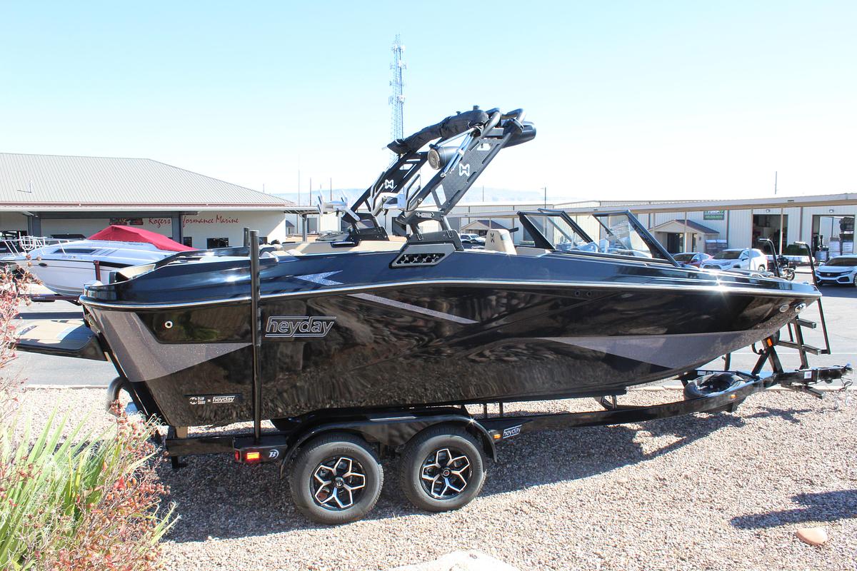 2026 Heyday Wake Boats H22