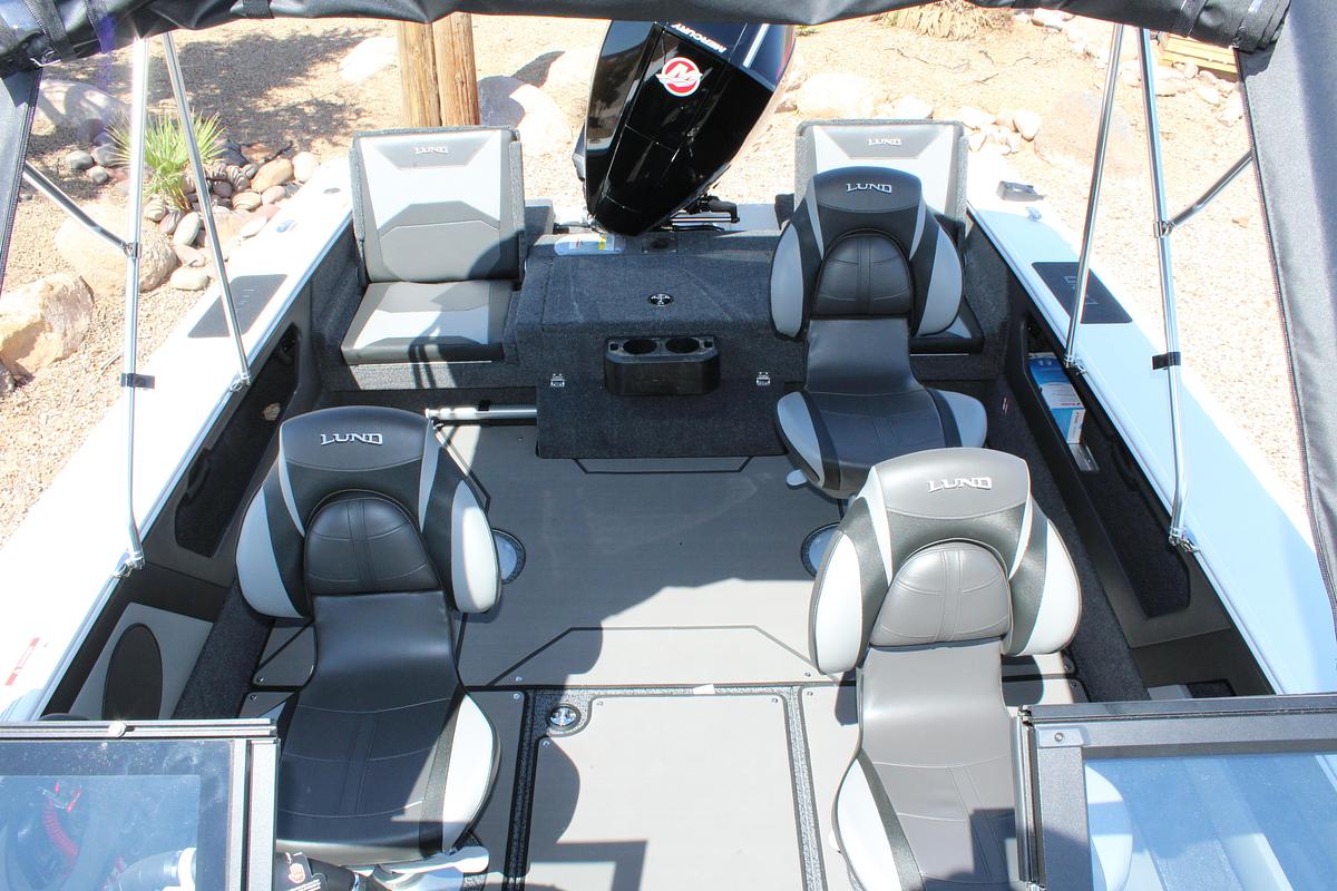 Used 2026 Lund 1875 Crossover XS Sport