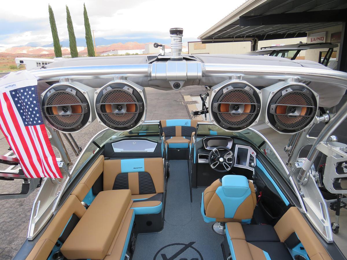 Used 2020 Mastercraft X22