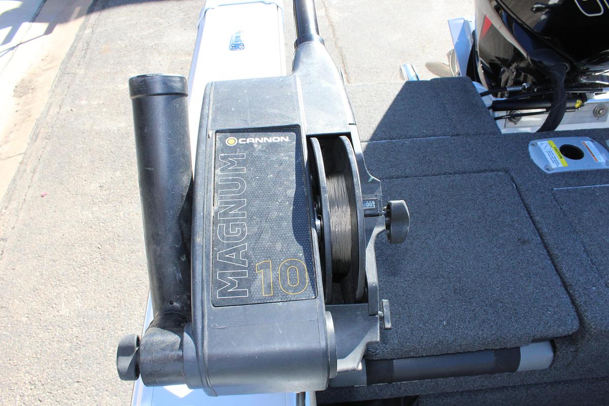 Used 2022 Lund 1975 Tyee Sport