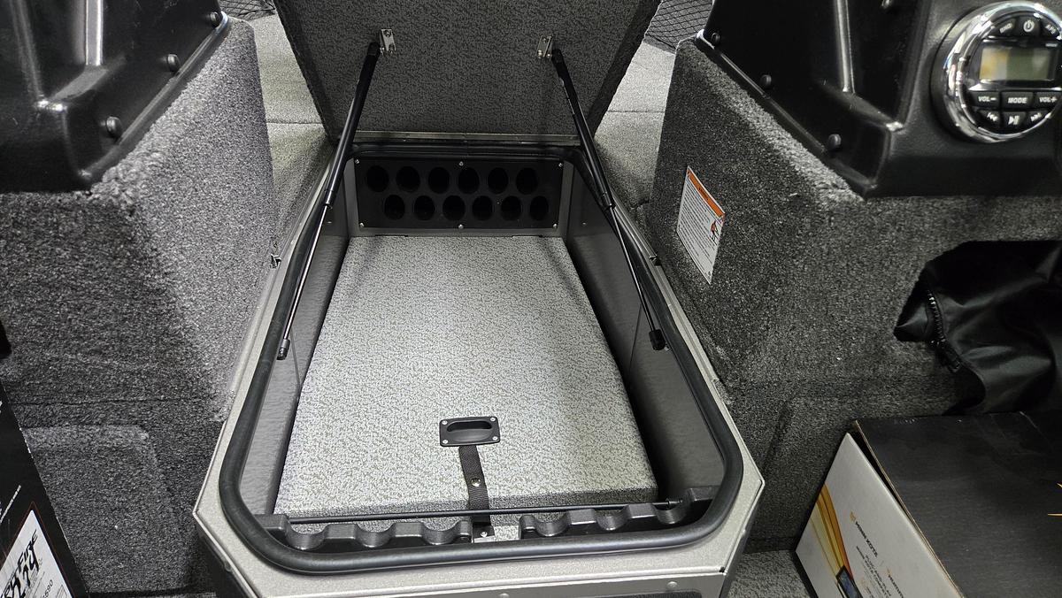 2026 Lund 1775 Impact XS Sport