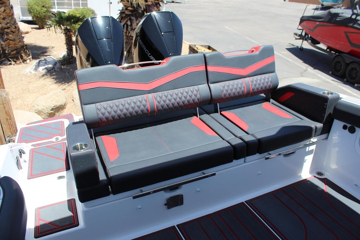 2025 Monterey Elite 30 OB