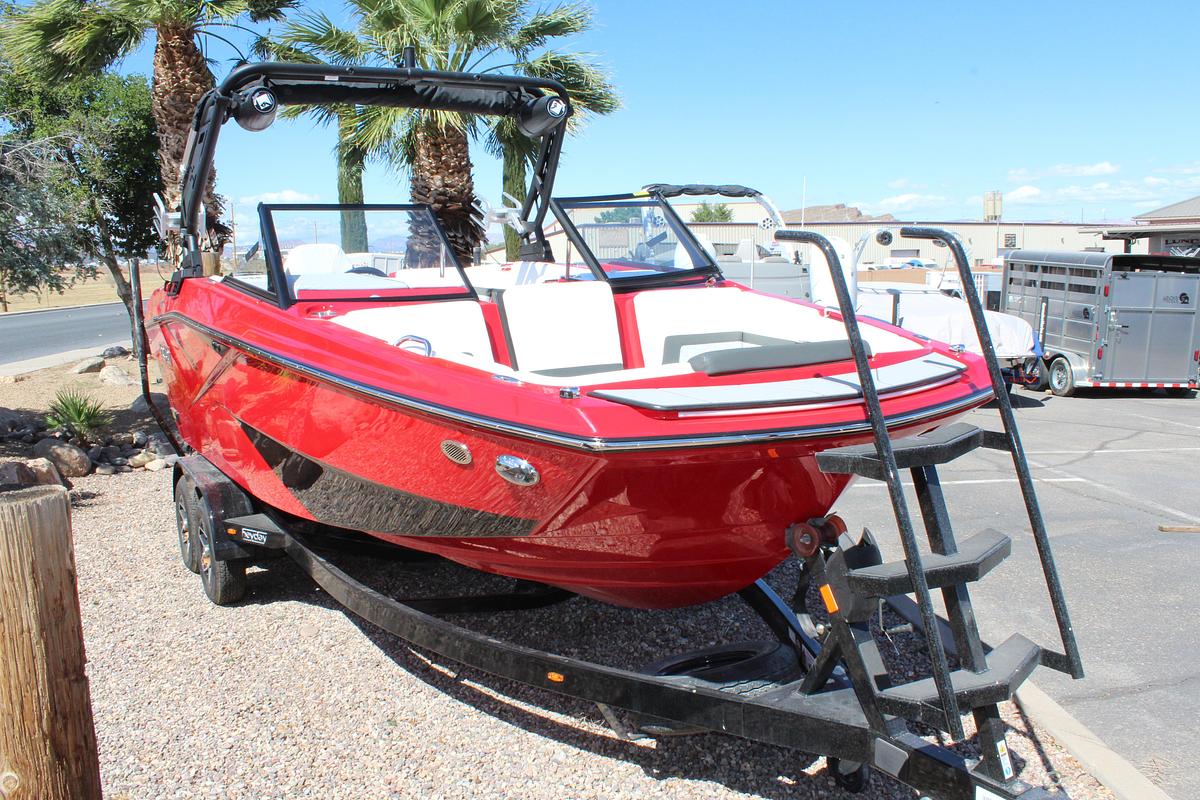 2026 Heyday Wake Boats H22