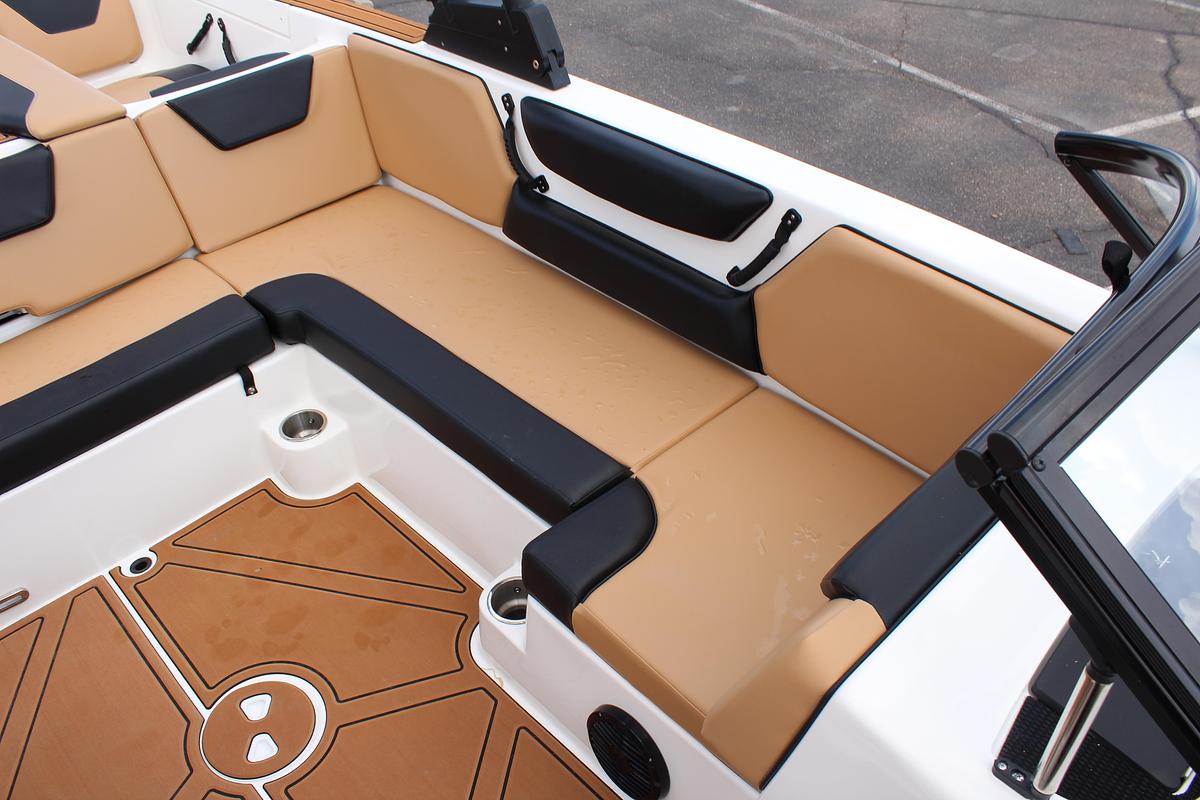 2026 Heyday Wake Boats Wt2 DC