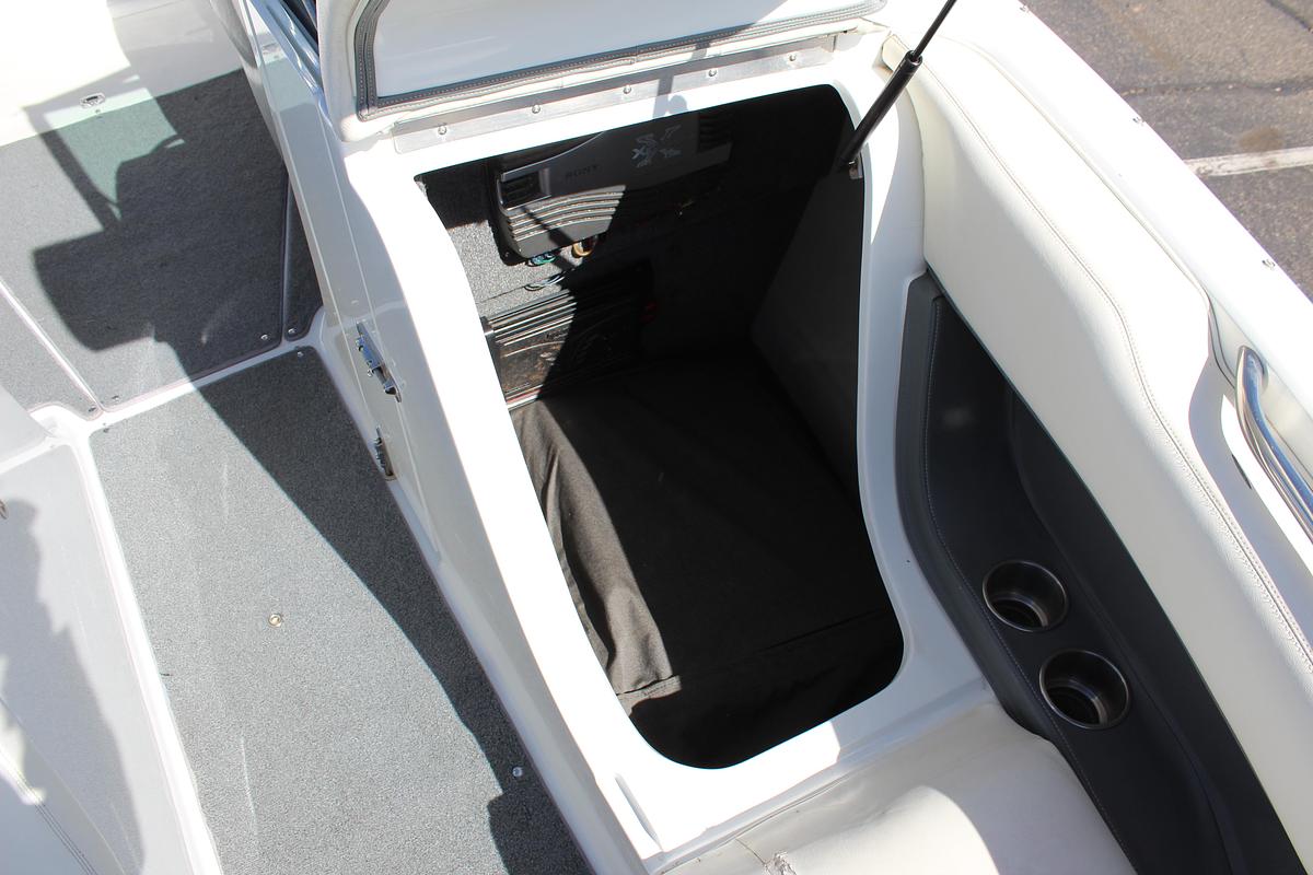 Used 2007 Cobalt 222 BR