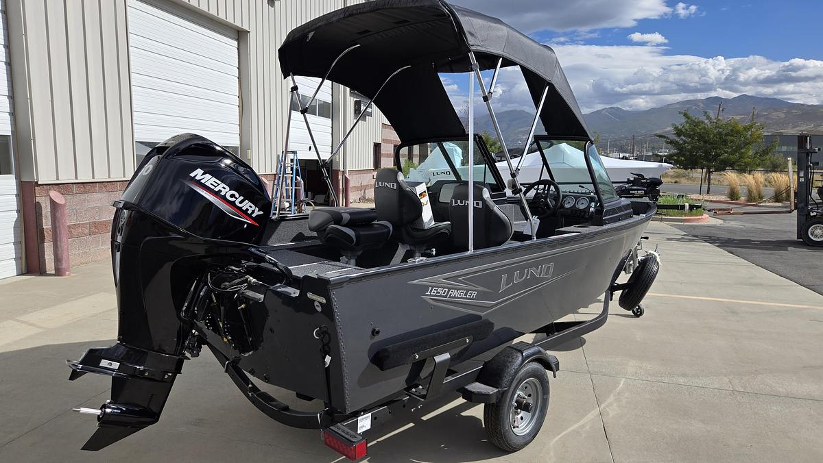 2027 Lund 1650 Angler Sport