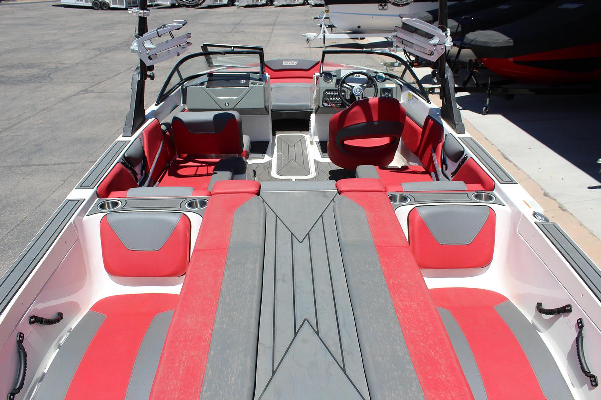 Used 2020 Heyday Wake Boats WTSURF