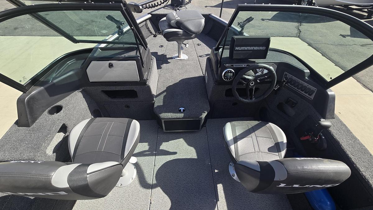 Used 2025 Lund 1775 Impact XS Sport