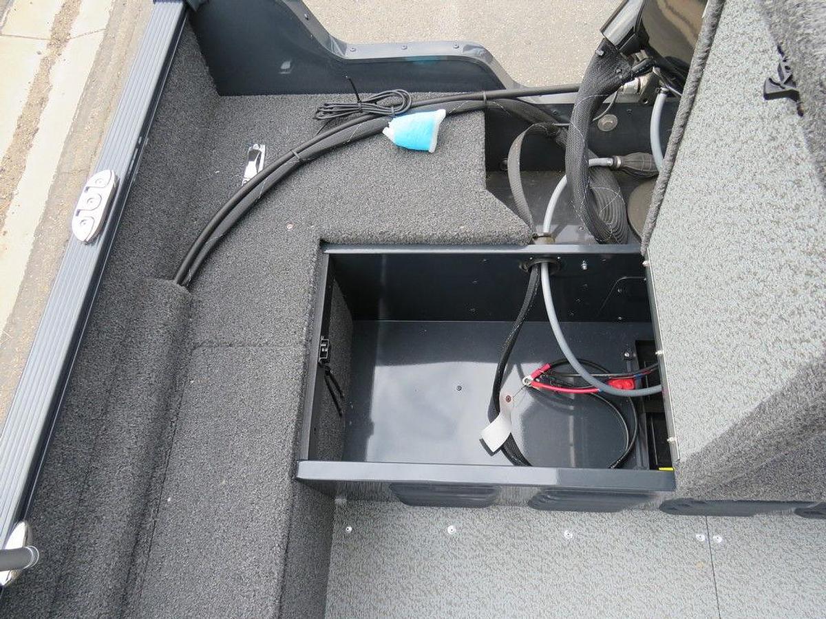 2025 Lund 1650 Angler Sport