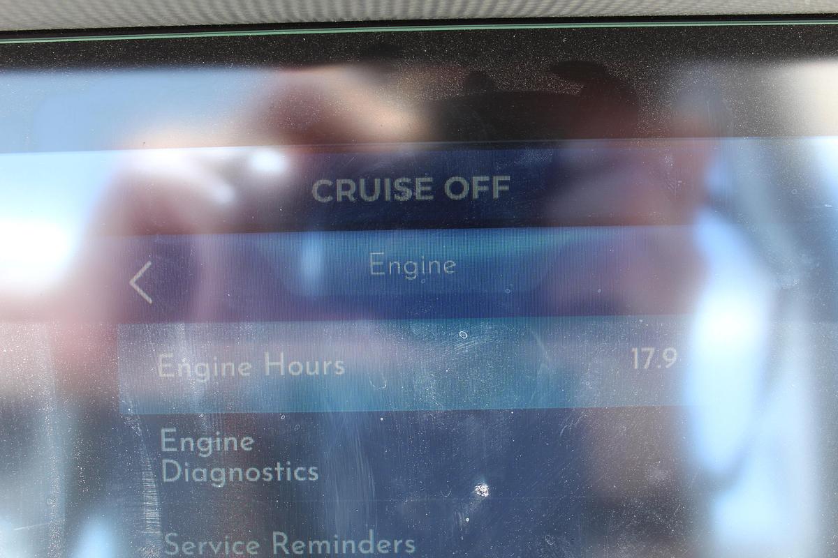 Used 2025 Montara 25 Surf Boss 2.0