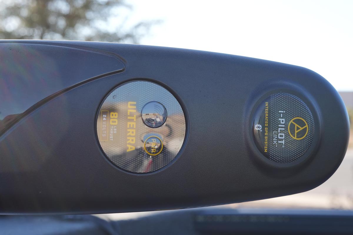 Used 2023 Lund 1875 Crossover XS Sport