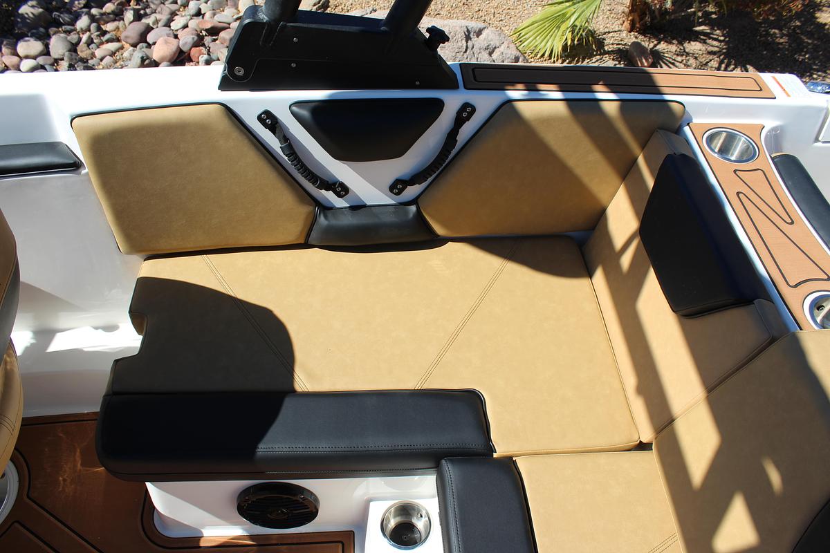 Heyday Wake Boats WTSURF