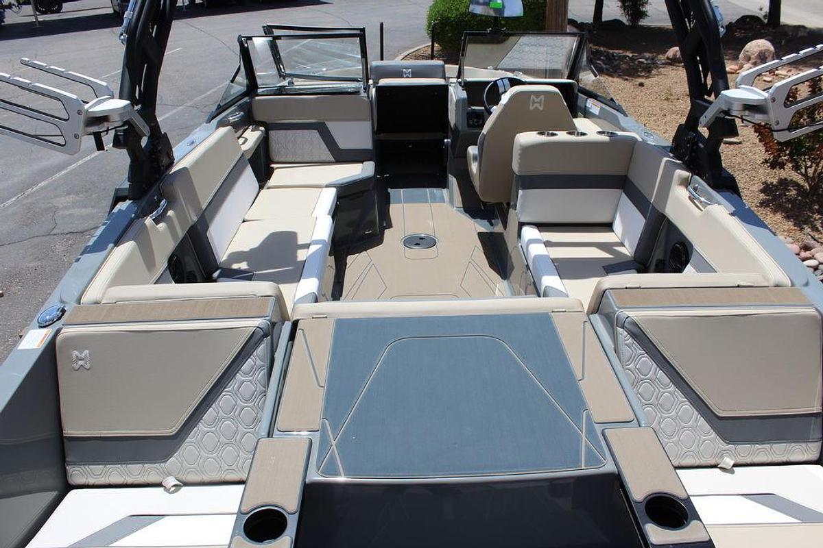 2025 Heyday Wake Boats H22