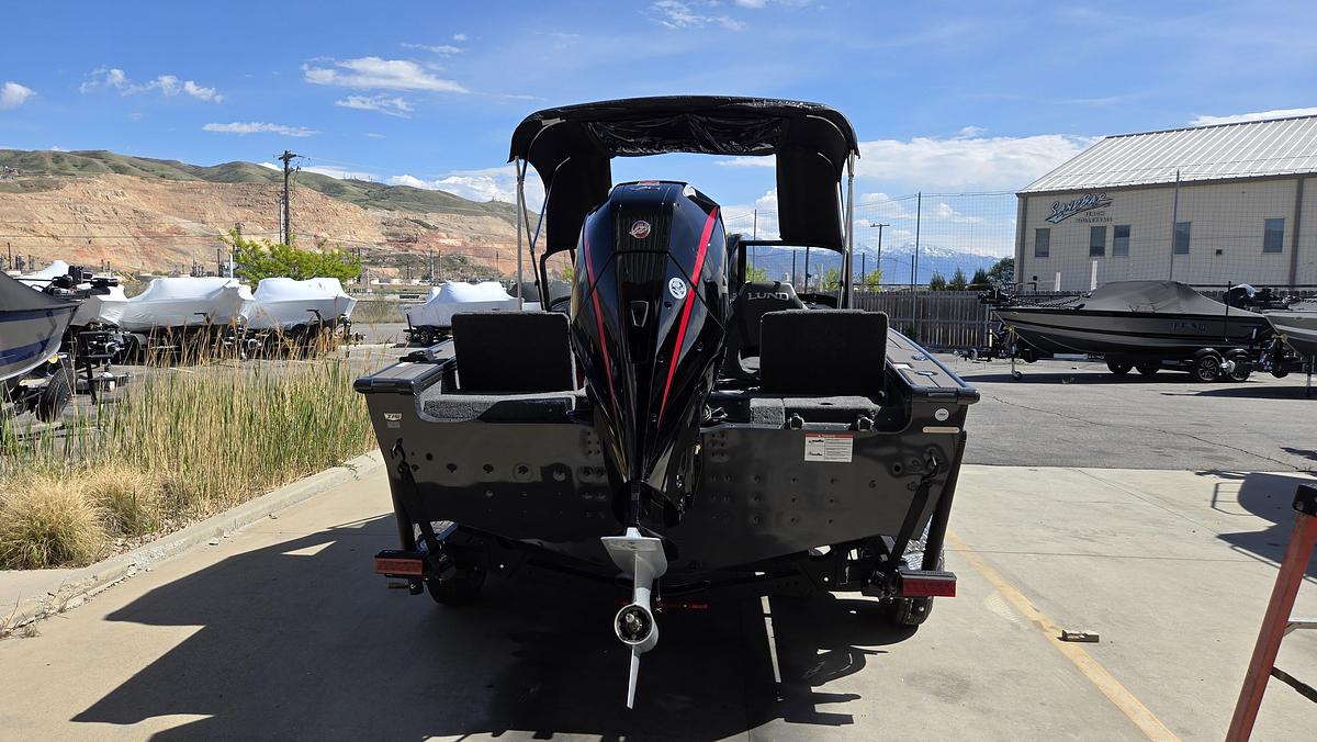 2026 Lund 1875 Crossover XS Sport