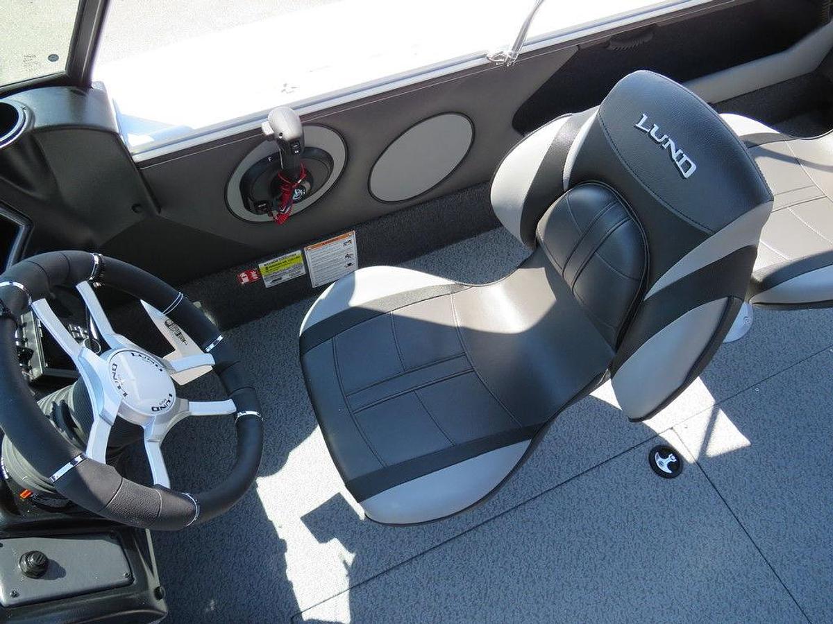 2025 Lund 1875 Crossover XS Sport