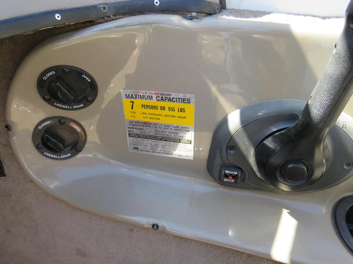 Used 2002 Tracker Tundra 18