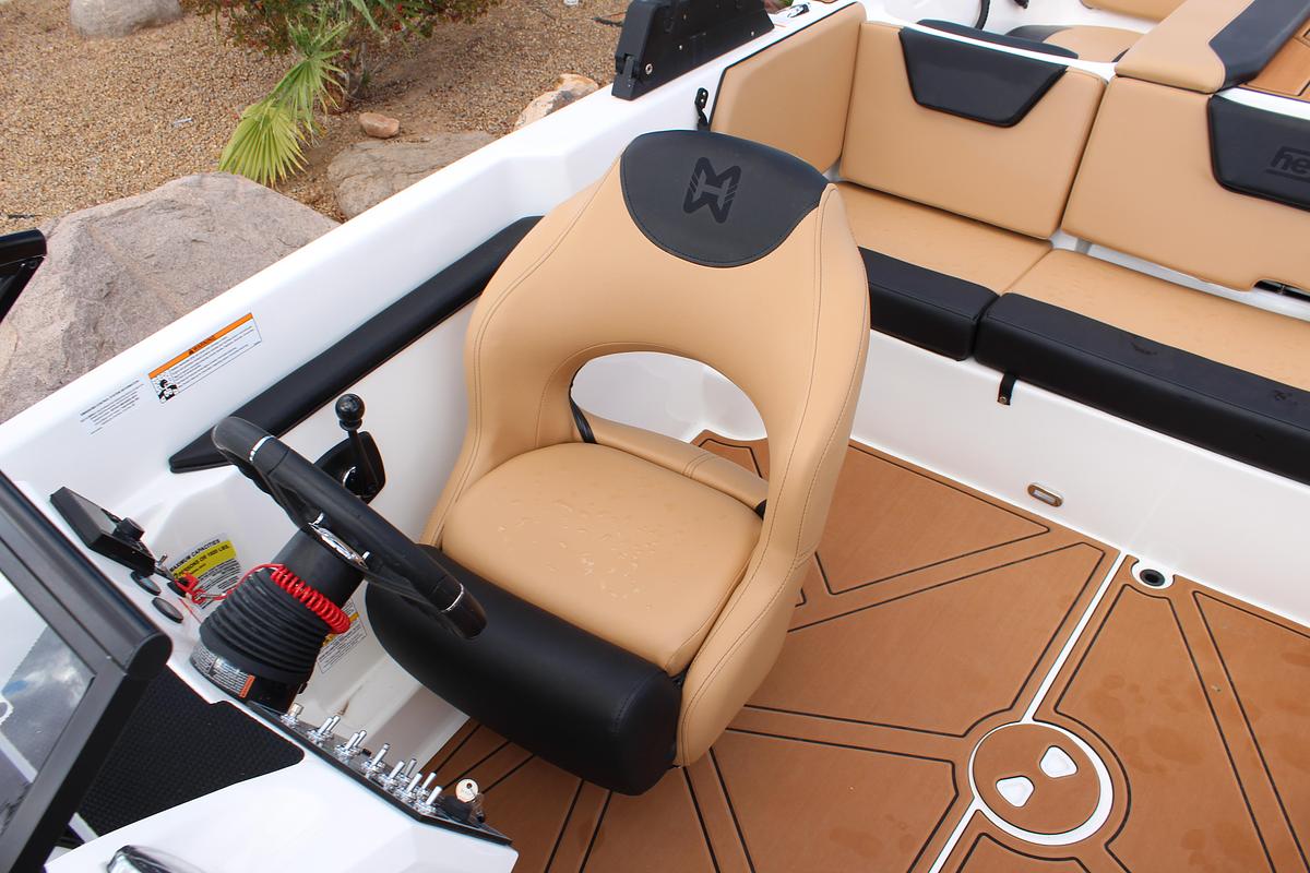 2026 Heyday Wake Boats Wt2 DC