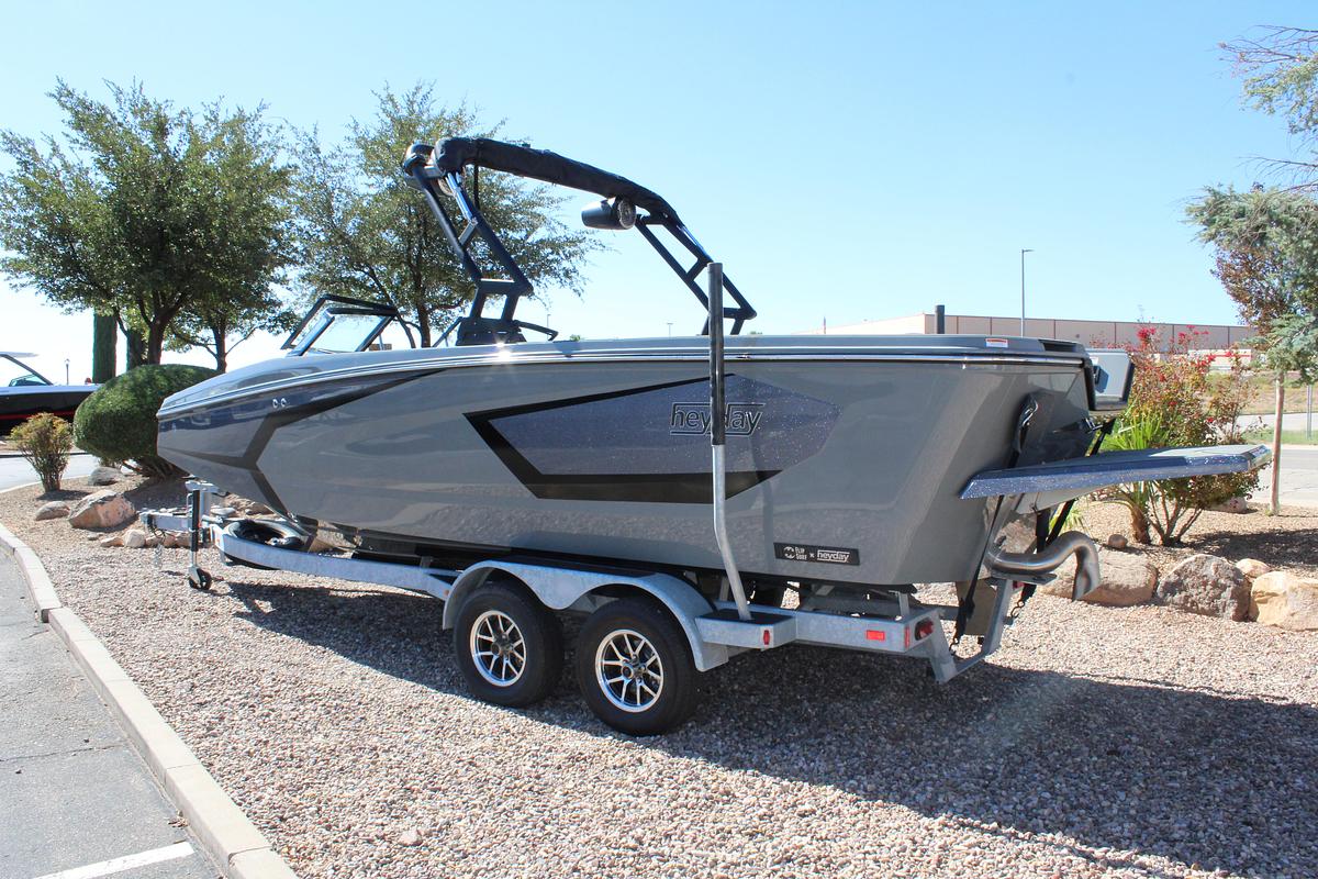 2026 Heyday Wake Boats WTSURF