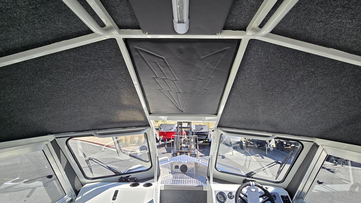2027 Thunder Jet 210 Luxor Limited