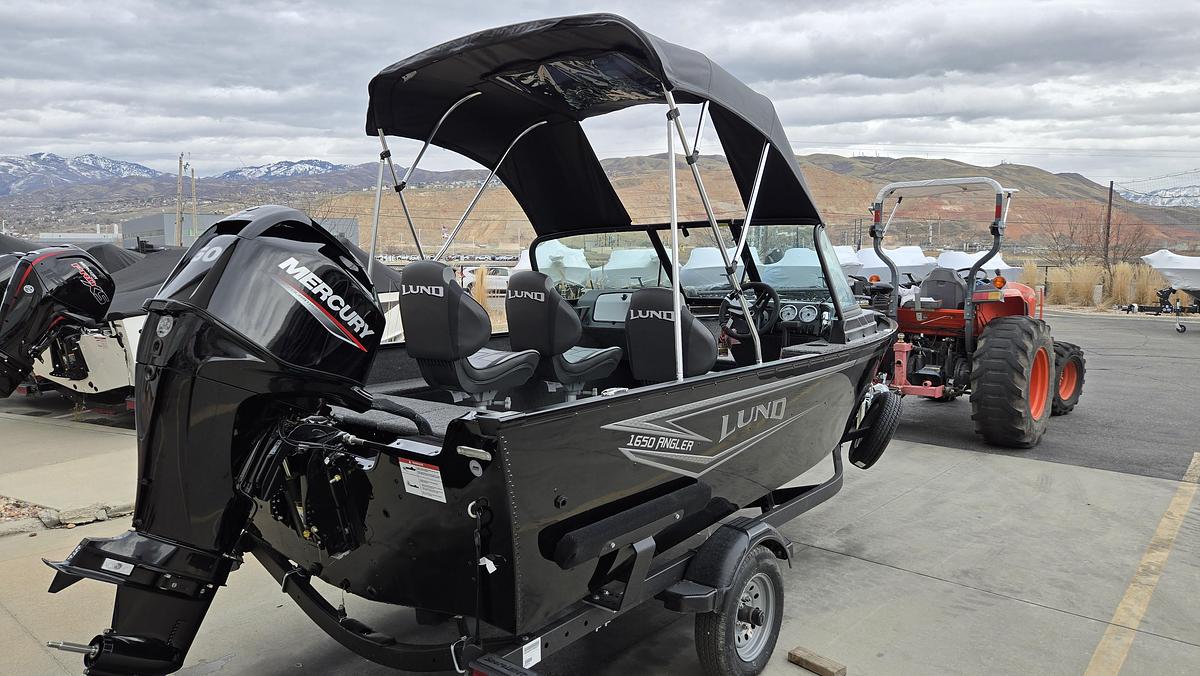 2026 Lund 1650 Angler Sport