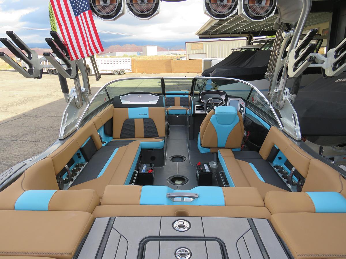 Used 2020 Mastercraft X22