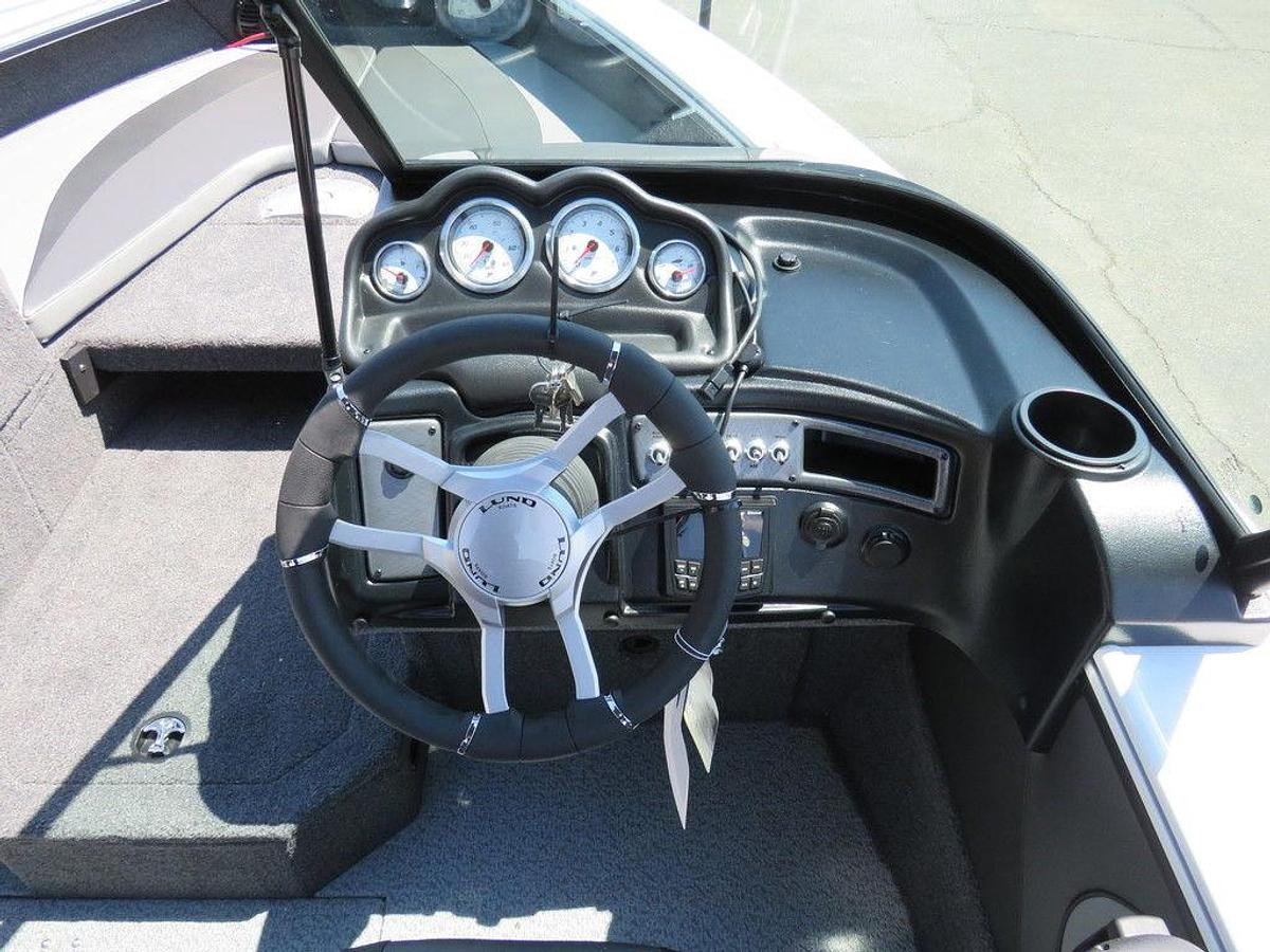 2025 Lund 1875 Crossover XS Sport