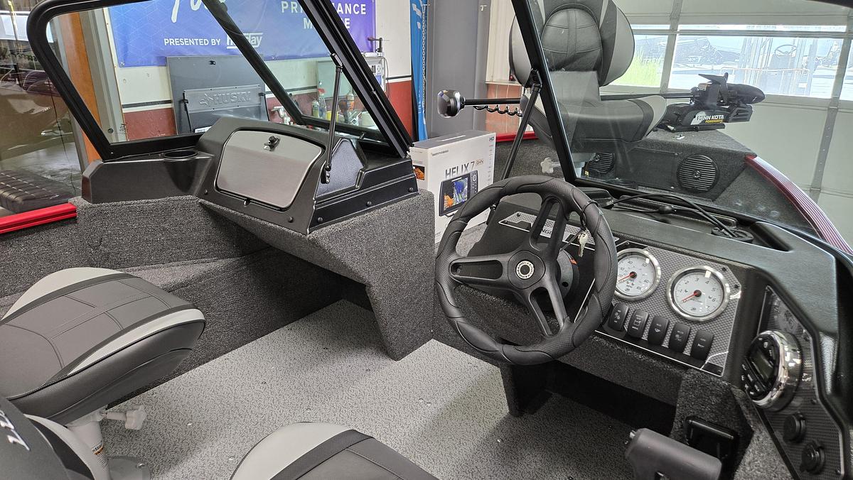 2026 Lund 1650 Angler Sport