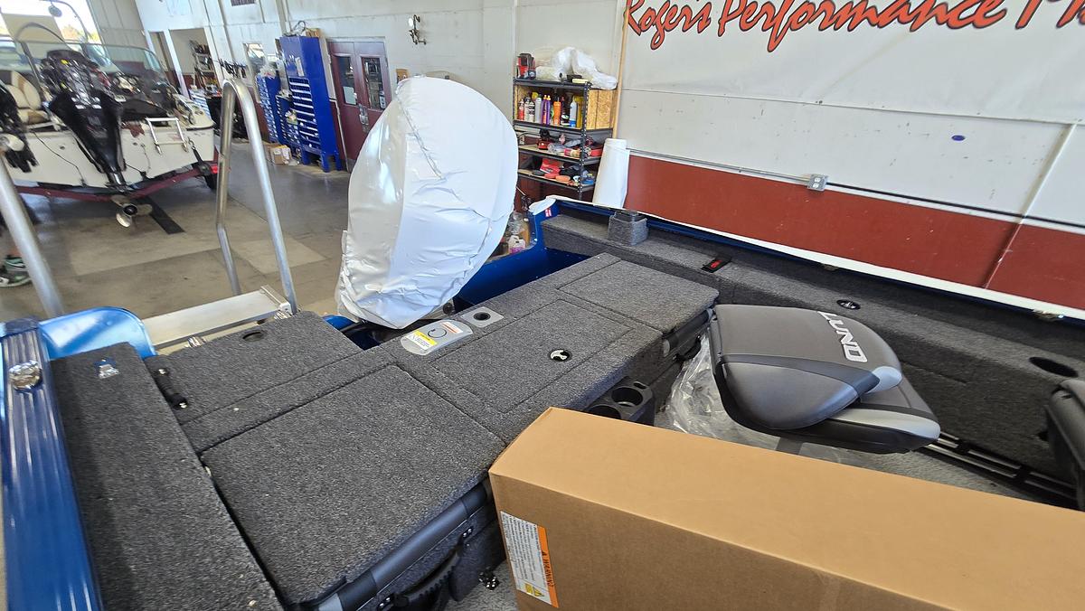 2026 Lund 1775 Adventure Sport