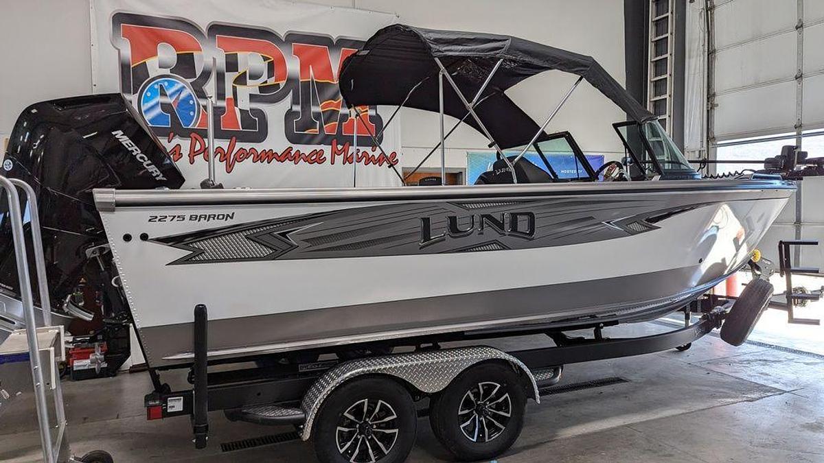 2025 Lund 2275 Baron