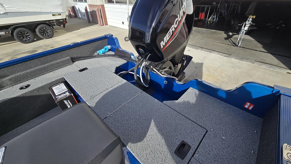 2026 Lund 1650 Angler SS