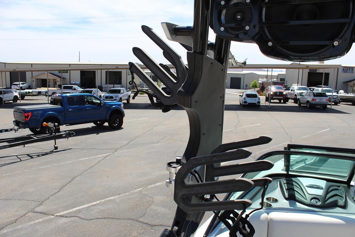 Used 2015 Centurion  FS44