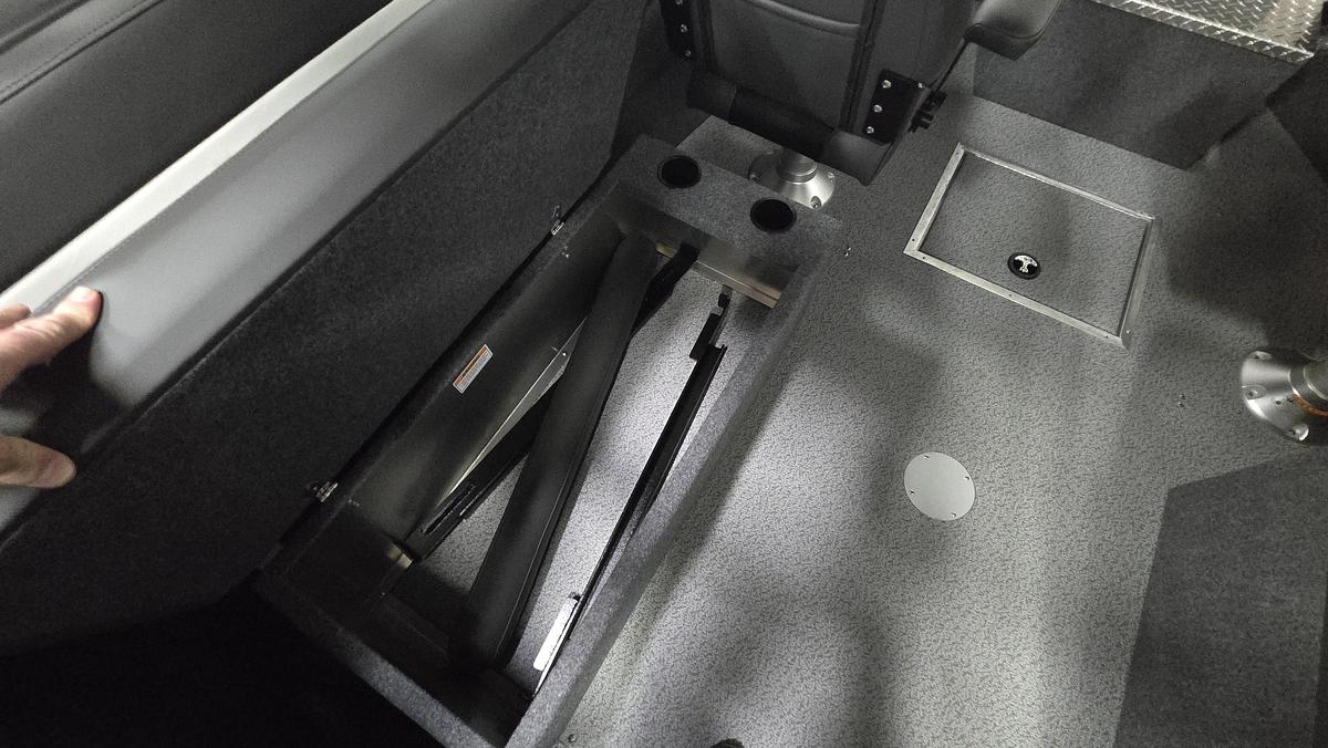 2026 Thunder Jet 200 Luxor